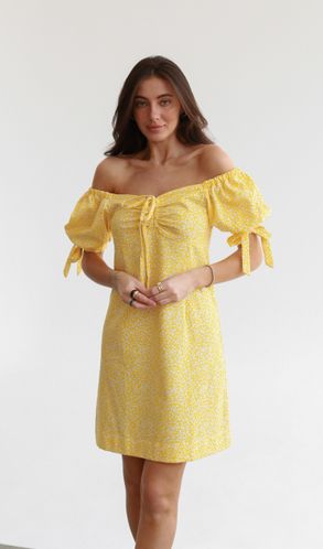 Платье льняное с пышным рукавом и спущенными плечами Желтое