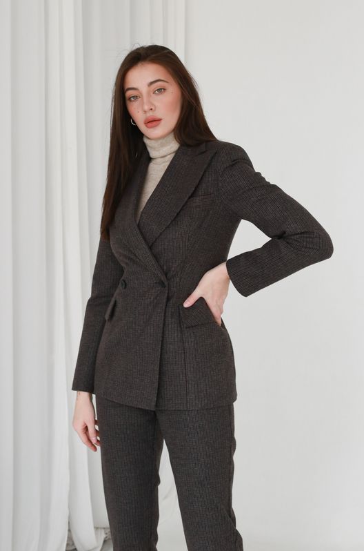 Піджак приталений двобортний із кашеміру в клітинку коричневий