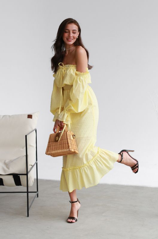 Платье из батиста Венеция со спущенными рукавами Лимонное