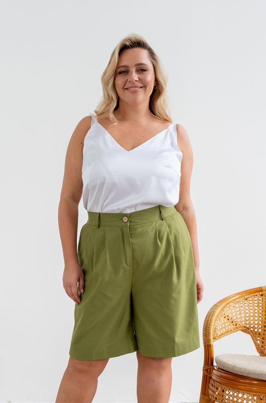 Шорти з льону класичні великого розміру оливка