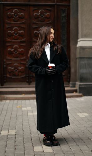 Пальто приталенное удлиненное из шерсти демисезонное Лондон черное