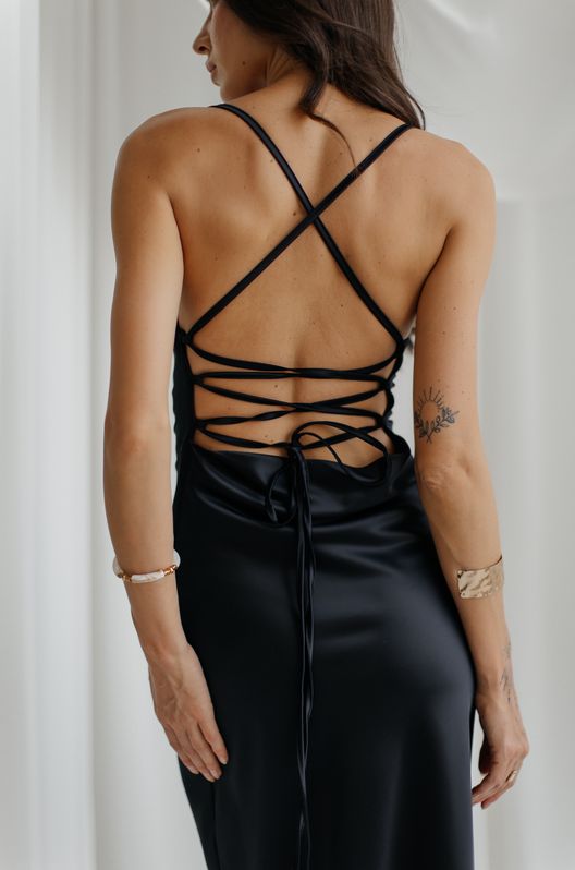 Плаття-комбінація з шовку Adriana зі шнурівкою ззаду чорне