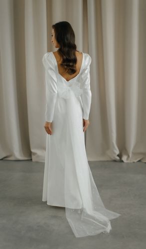 Свадебное Платье Eva MAXI  из атласа с бантом на спинке