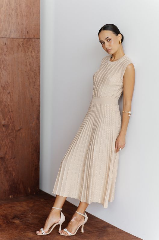 Плаття в'язане SARAH з плісірованою спідницею Бежеве