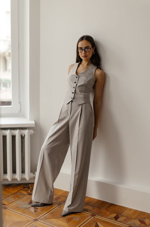 Костюм жилет и брюки-палаццо на корсажной ленте Светло-серый
