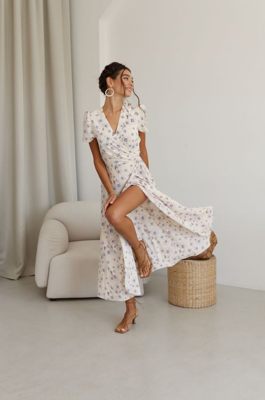 Платье с запахом из софта-вискозы Ромашка Лимонное