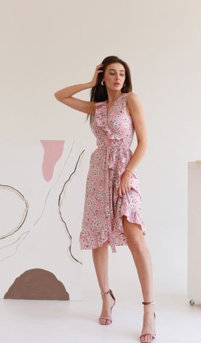 Сарафан из софта-вискозы с рюшами и запахом Розовый